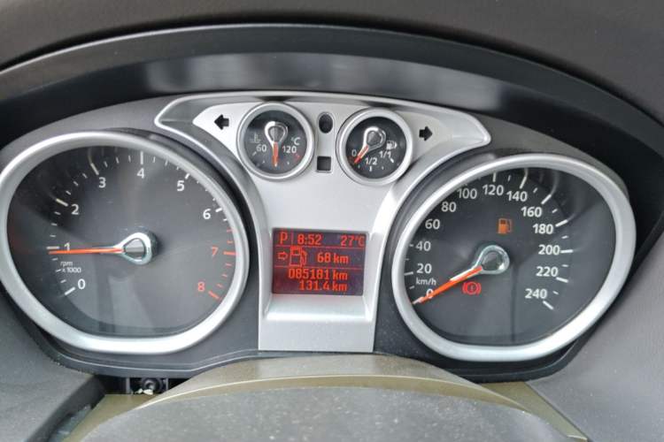 Used Ford Focus 2011 Sedan 1.8L Automatic Fashion Edition Instrument Cluster