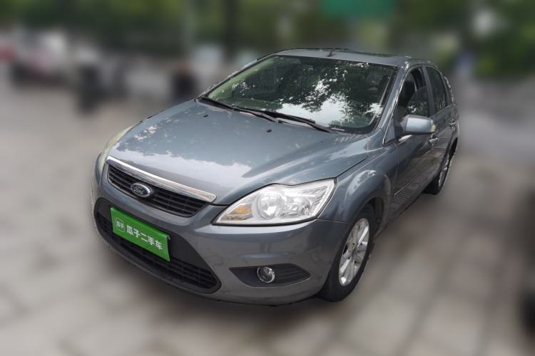 Used Ford Focus 2011 Sedan 1.8L Automatic Fashion Edition Guazi used car, China used car export, Used car for sale, Used  cars, Cheapest cars for sale