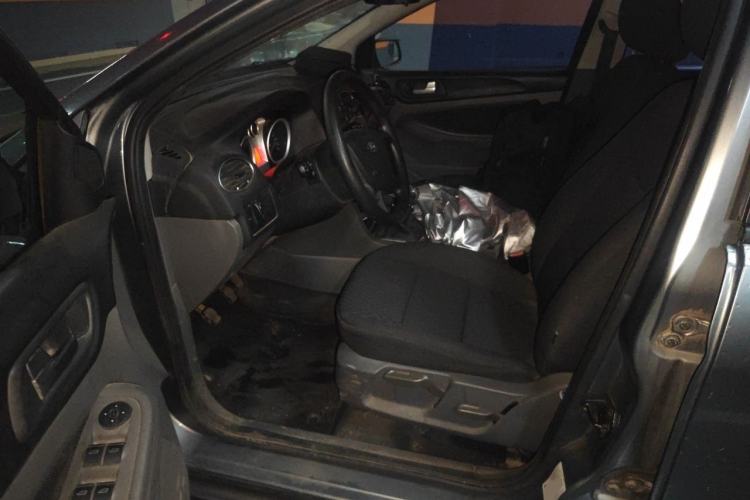 Used Ford Focus 2011 Hatchback 1.8L Manual Comfort Model Left Front Seat