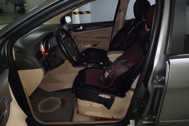 Used Ford Focus 2011 Sedan 1.8L Manual Comfort Model Left Front Seat