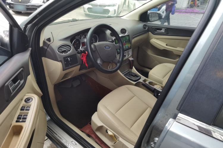 Used Ford Focus 2011 Sedan 1.8L Automatic Fashion Edition Left Front Seat