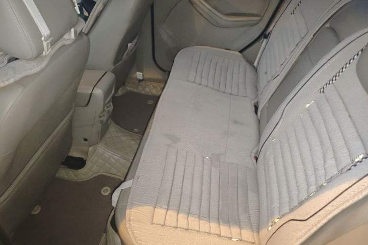 Used Ford Focus 2011 Sedan 1.8L Automatic Luxury Model Left Rear Seat