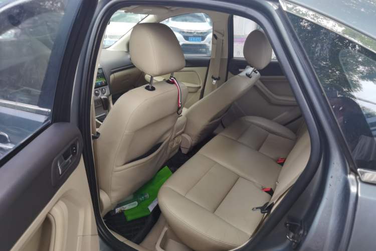 Used Ford Focus 2011 Sedan 1.8L Automatic Fashion Edition Left Rear Seat