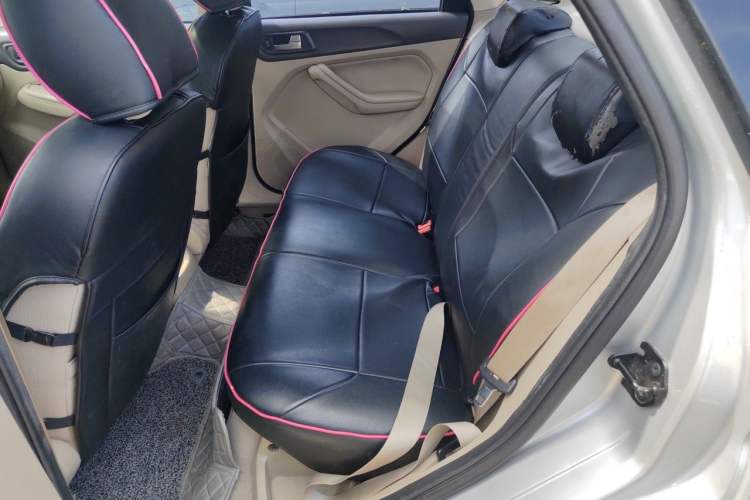 Used Ford Focus 2011 Sedan 1.8L Manual Comfort Model Left Rear Seat