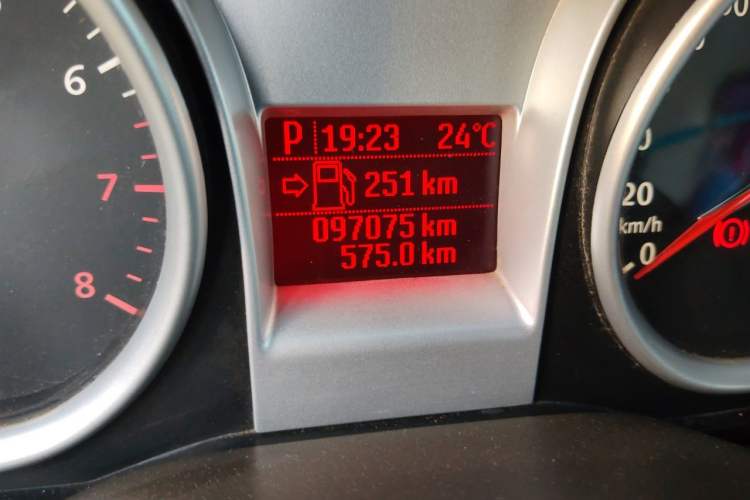 Used Ford Focus 2011 Hatchback 1.8L Automatic Fashion Edition Odometer Close Up