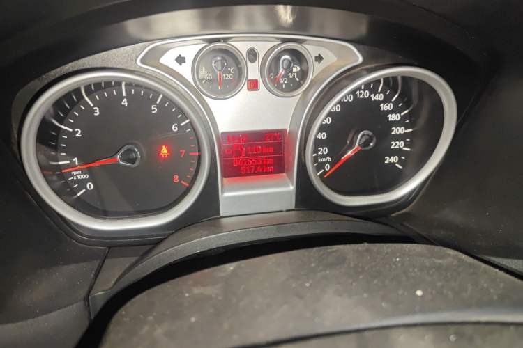 Used Ford Focus 2011 Hatchback 1.8L Manual Comfort Model Odometer Close Up
