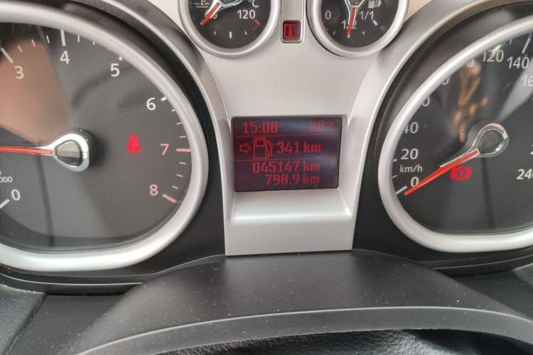 Used Ford Focus 2011 Hatchback 1.8L Manual Classic Model Odometer Close Up