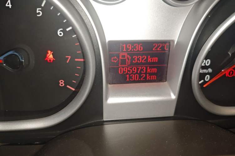 Used Ford Focus 2011 Sedan 1.8L Automatic Luxury Model Odometer Close Up
