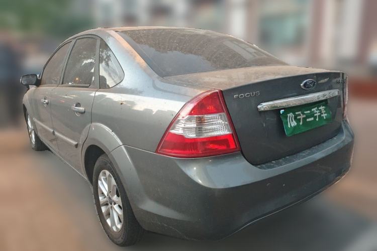 Used Ford Focus 2011 Sedan 1.8L Automatic Luxury Model Rear Left 45 Deg