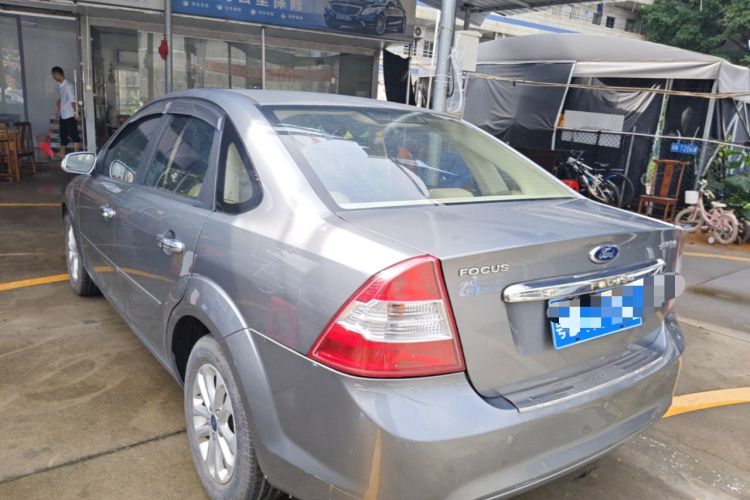 Used Ford Focus 2011 Sedan 1.8L Automatic Fashion Edition Rear Left 45 Deg