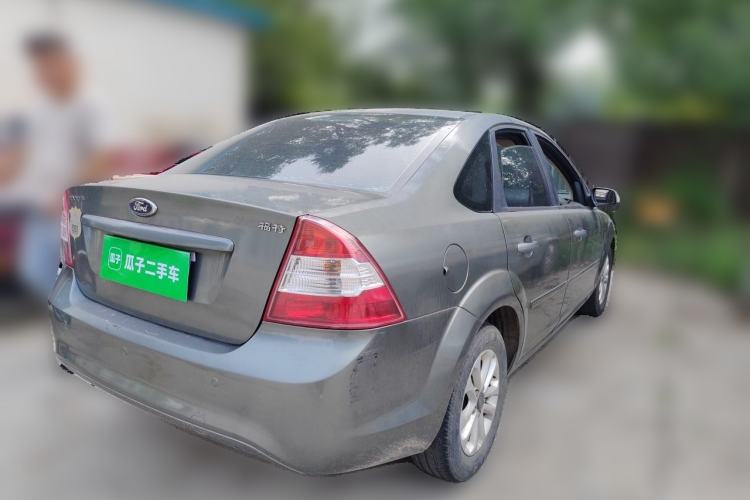 Used Ford Focus 2011 Sedan 1.8L Automatic Fashion Edition Rear Right 45 Deg