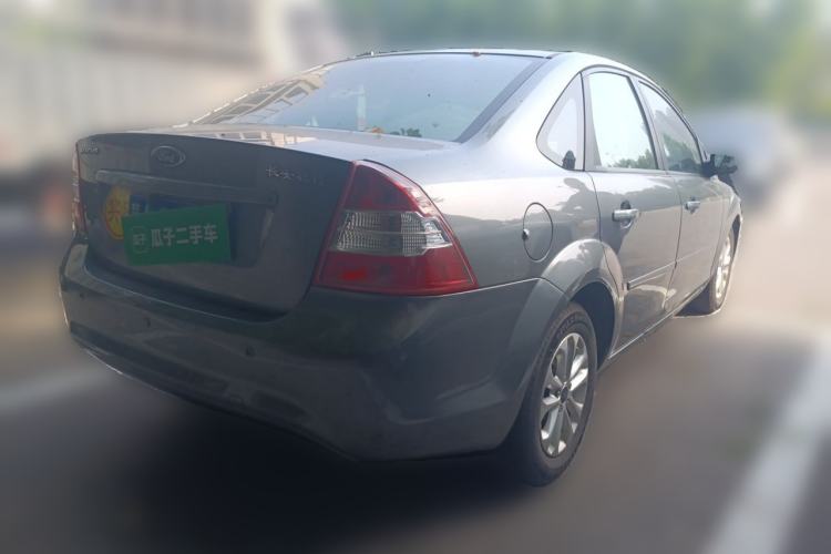 Used Ford Focus 2011 Sedan 1.8L Automatic Fashion Edition Rear Right 45 Deg
