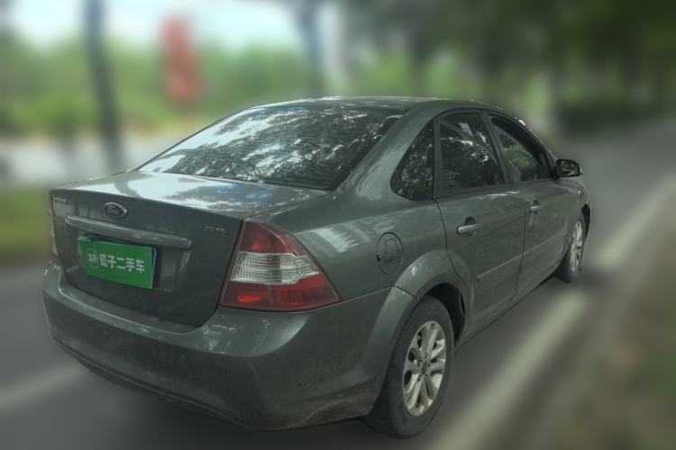 Used Ford Focus 2011 Sedan 1.8L Automatic Fashion Edition Rear Right 45 Deg