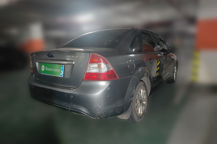 Used Ford Focus 2011 Sedan 1.8L Automatic Fashion Edition Rear Right 45 Deg