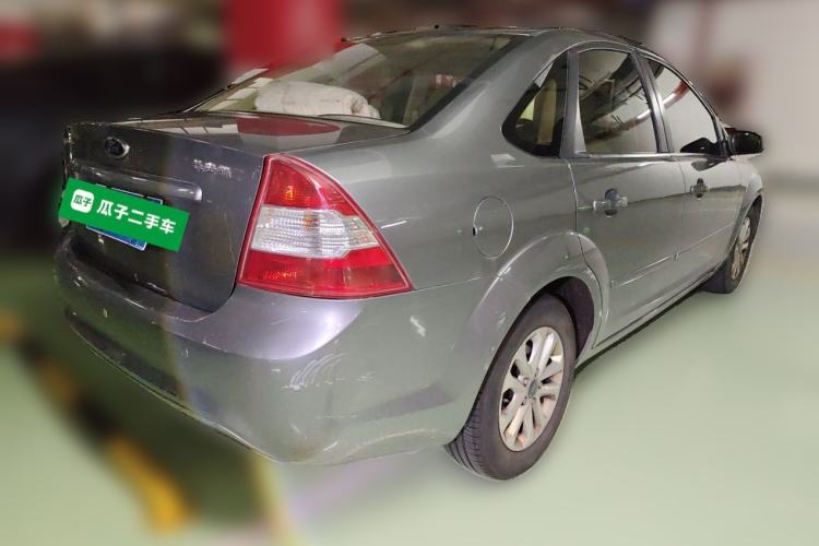 Used Ford Focus 2011 Sedan 1.8L Automatic Fashion Edition Rear Right 45 Deg