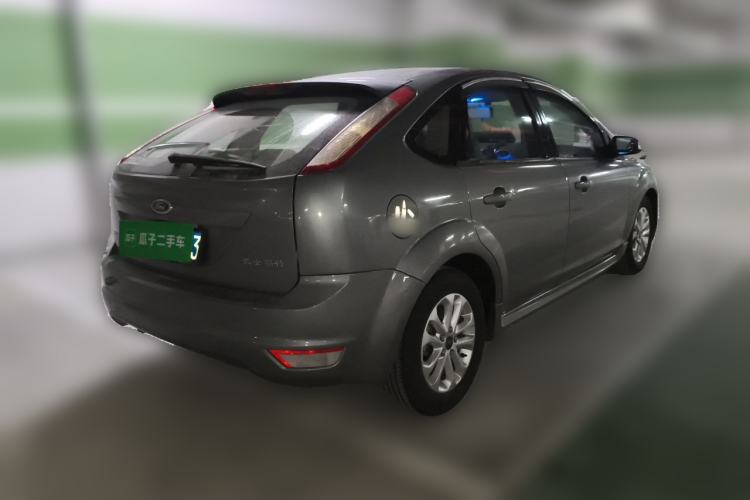 Used Ford Focus 2011 Hatchback 1.8L Automatic Fashion Edition Rear Right 45 Deg