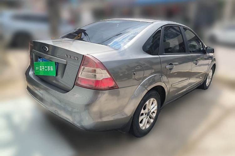 Used Ford Focus 2011 Sedan 1.8L Automatic Fashion Edition Rear Right 45 Deg