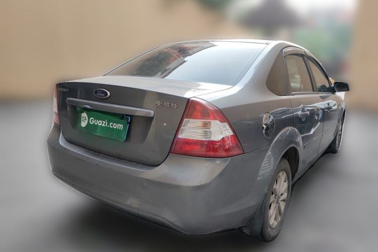 Used Ford Focus 2011 Sedan 1.8L Automatic Fashion Edition Rear Right 45 Deg