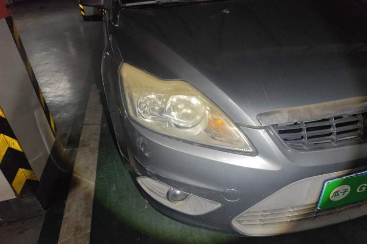 Used Ford Focus 2011 Sedan 1.8L Automatic Fashion Edition Right Front Headlight