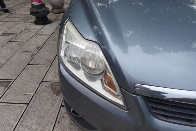 Used Ford Focus 2011 Sedan 1.8L Automatic Fashion Edition Right Front Headlight