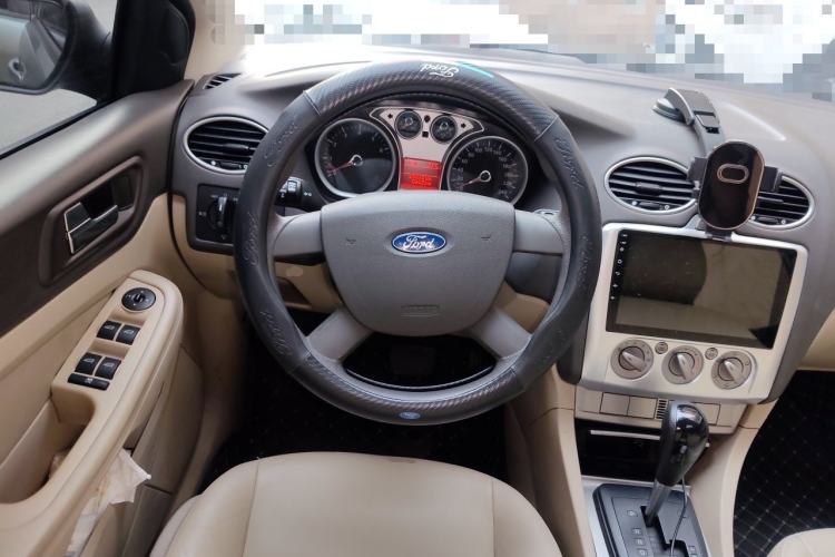 Used Ford Focus 2011 Sedan 1.8L Automatic Fashion Edition Steering Wheel