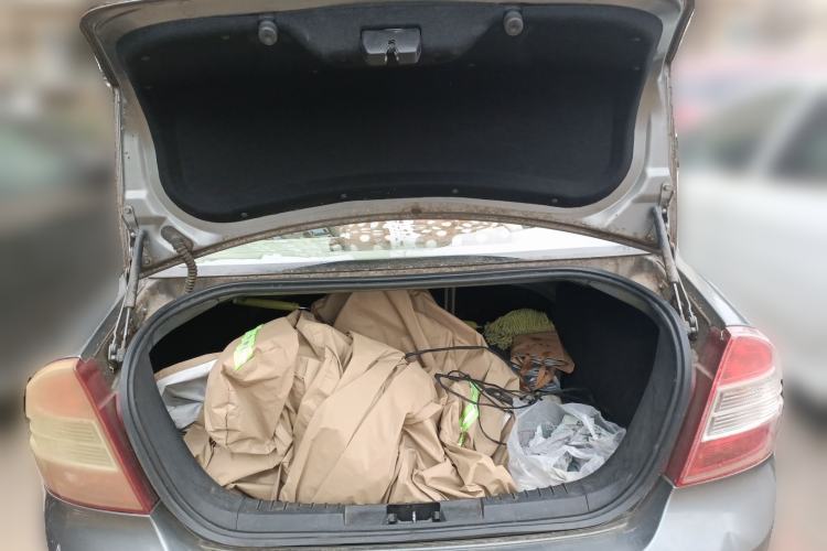 Used Ford Focus 2011 Sedan 1.8L Automatic Fashion Edition Trunk