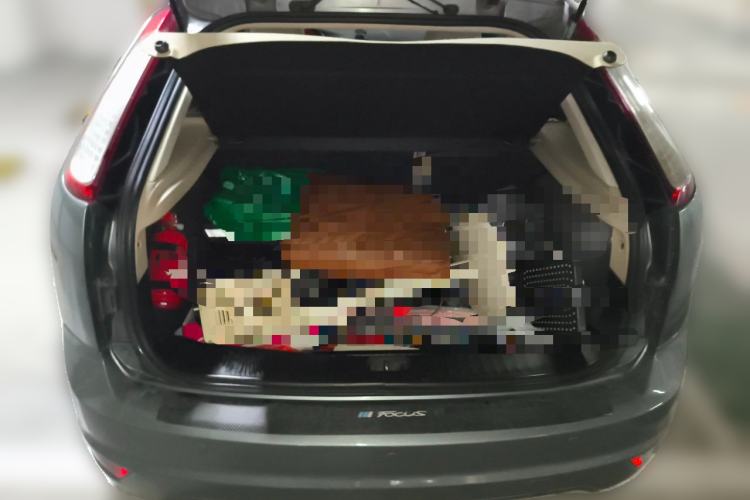 Used Ford Focus 2011 Hatchback 1.8L Automatic Fashion Edition Trunk