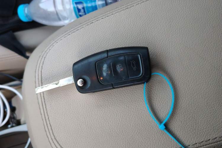 Used Ford Focus 2011 Hatchback 1.8L Automatic Fashion Edition Vehicle Key