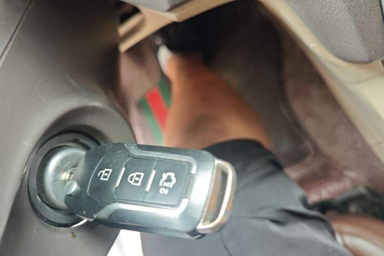 Used Ford Focus 2011 Sedan 1.8L Automatic Fashion Edition Vehicle Key