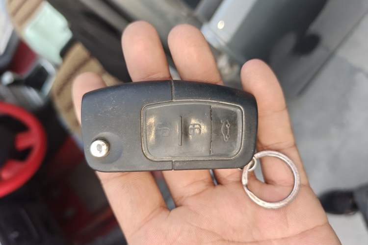 Used Ford Focus 2011 Hatchback 1.8L Manual Classic Model Vehicle Key