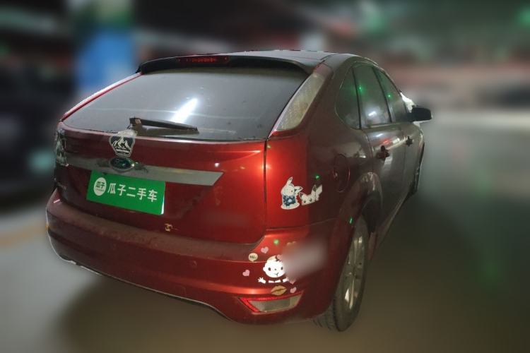 Used Ford Focus 2011 Hatchback 1.8L Automatic Fashion Edition Rear Right 45 Deg