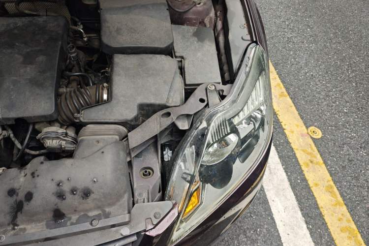 Used Ford Focus 2011 Sedan 1.8L Automatic Fashion Edition Engine Bay Left