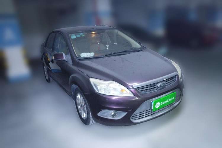 Used Ford Focus 2011 Sedan 1.8L Automatic Fashion Edition Front Right 45 Deg