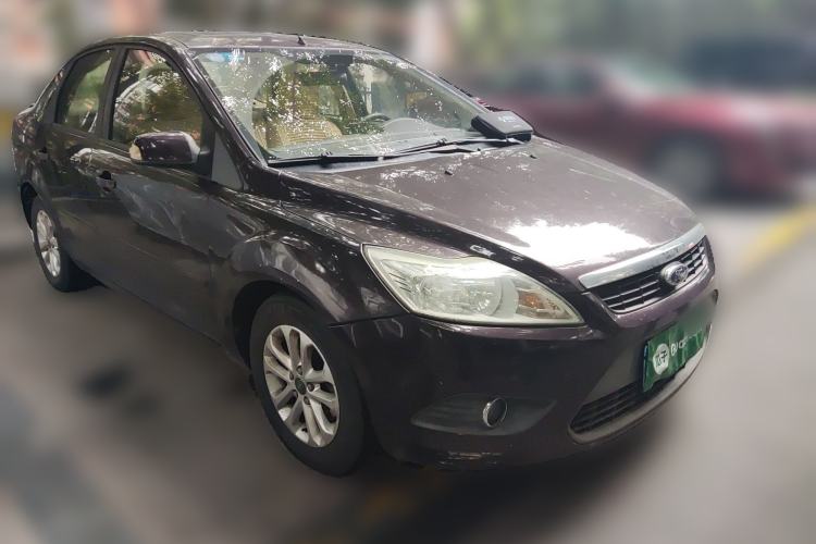 Used Ford Focus 2011 Sedan 1.8L Automatic Fashion Edition Front Right 45 Deg