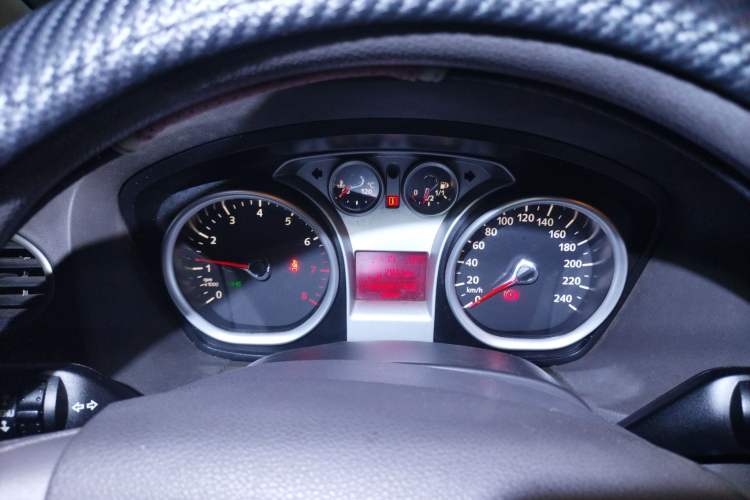 Used Ford Focus 2011 Sedan 1.8L Automatic Fashion Edition Instrument Cluster