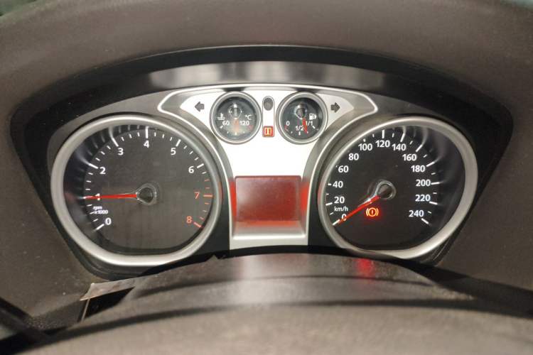 Used Ford Focus 2011 Sedan 1.8L Manual Comfort Model Instrument Cluster