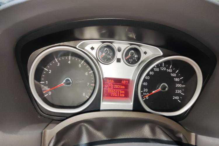 Used Ford Focus 2011 Sedan 1.8L Automatic Fashion Edition Instrument Cluster