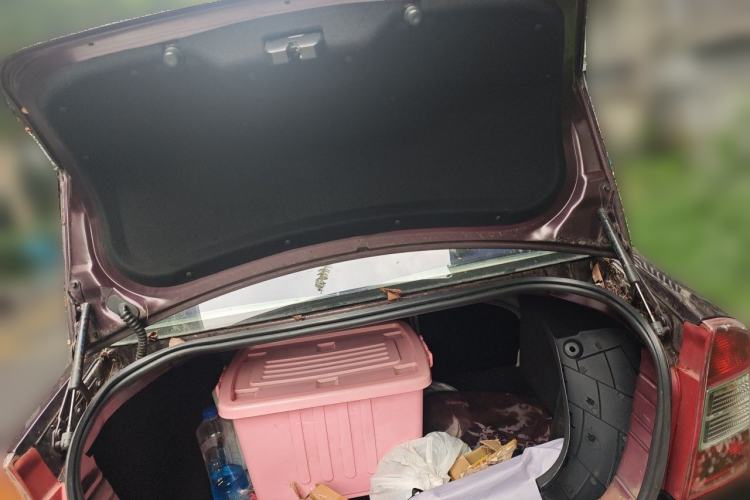 Used Ford Focus 2011 Sedan 1.8L Automatic Fashion Edition Trunk