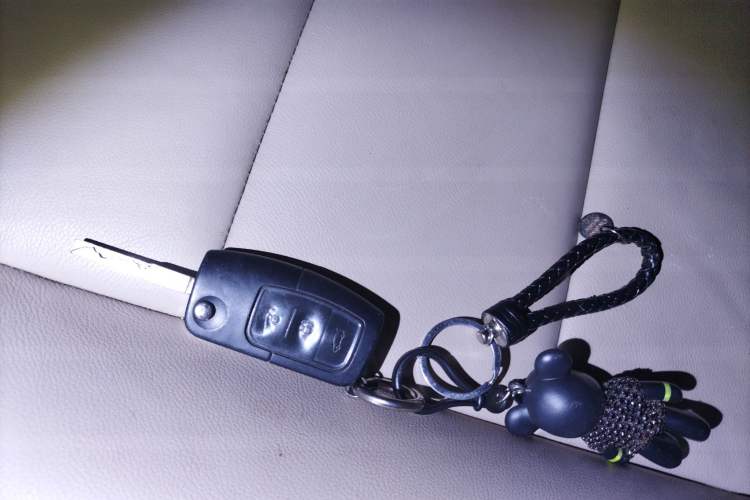 Used Ford Focus 2011 Sedan 1.8L Automatic Fashion Edition Vehicle Key
