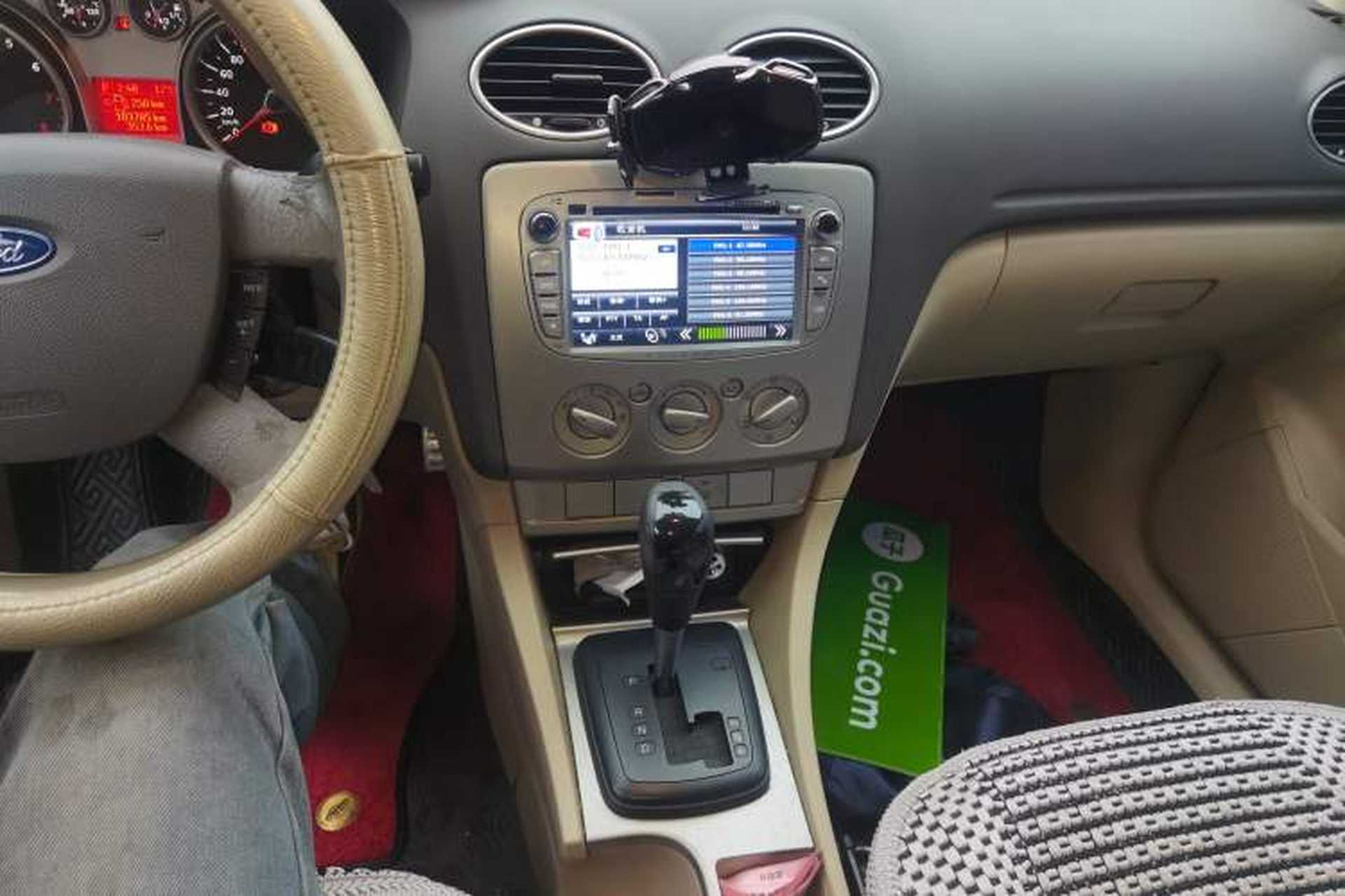 Used Ford Focus 2011 Sedan 1.8L Automatic Fashion Edition Audio And AC Panel