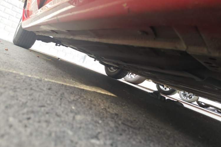 Used Ford Focus 2011 Hatchback 1.8L Automatic Fashion Edition Chassis Front Right