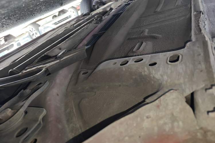 Used Ford Focus 2011 Hatchback 1.8L Automatic Fashion Edition Chassis Front Right
