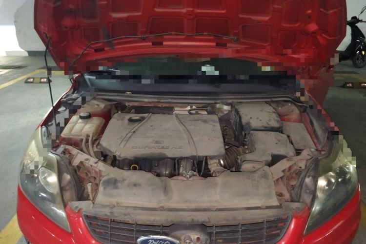 Used Ford Focus 2011 Hatchback 1.8L Automatic Fashion Edition Engine Bay