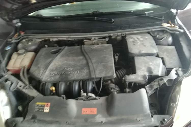 Used Ford Focus 2011 Sedan 1.8L Automatic Fashion Edition Engine Bay