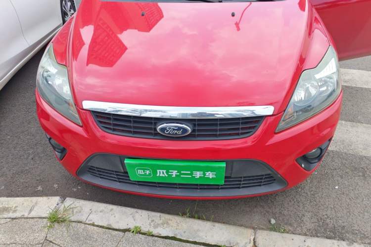 Used Ford Focus 2011 Sedan 1.8L Automatic Fashion Edition Engine Bay