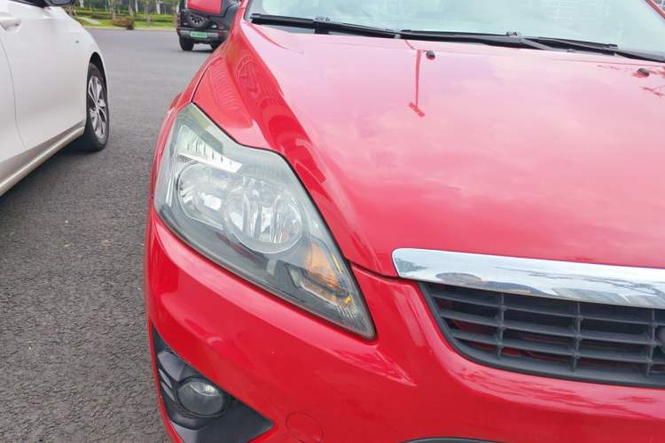 Used Ford Focus 2011 Sedan 1.8L Automatic Fashion Edition Engine Bay Right