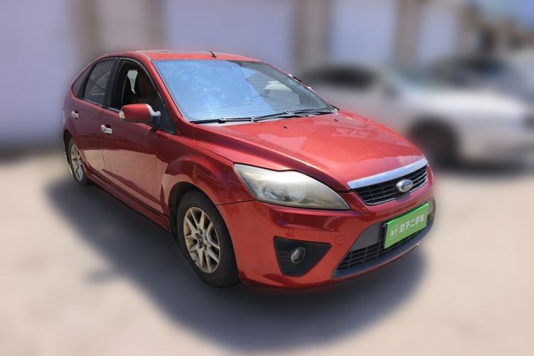 Used Ford Focus 2011 Hatchback 1.8L Manual Comfort Model Front Right 45 Deg