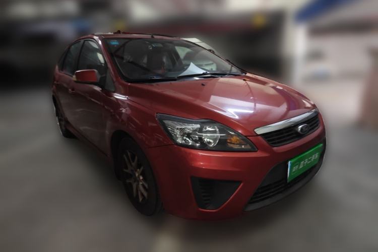Used Ford Focus 2011 Hatchback 1.8L Manual Comfort Model Front Right 45 Deg