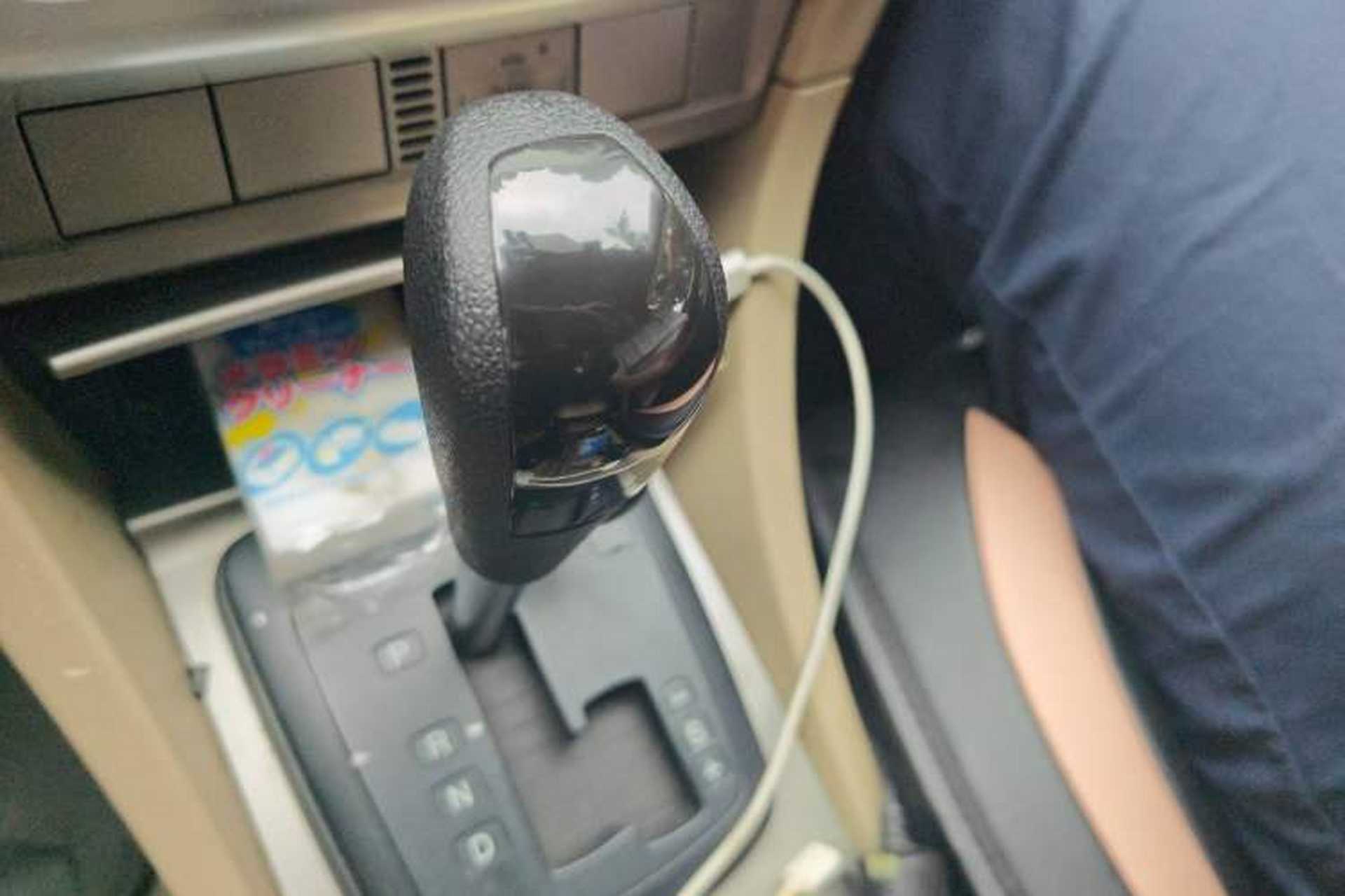 Used Ford Focus 2011 Sedan 1.8L Automatic Fashion Edition Gear Lever