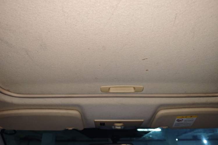 Used Ford Focus 2011 Hatchback 1.8L Automatic Fashion Edition Headliner